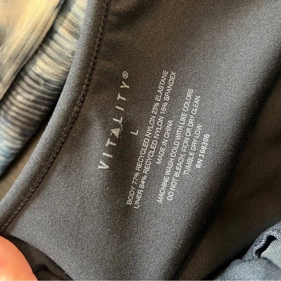 Vitality Cloud Jumpsuit - Black L - Picture 3 of 9